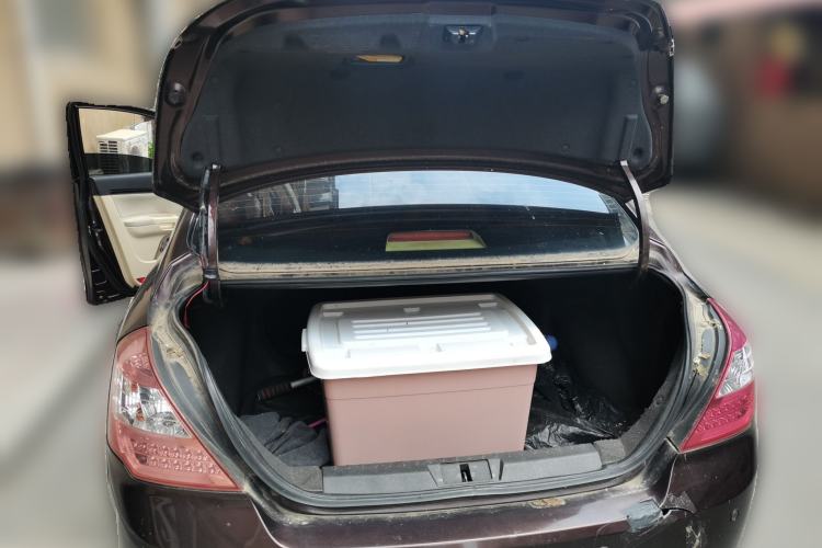 Used Geely Auto Classic Emgrand 2013 Sedan 1.8L Manual Elite Model Trunk