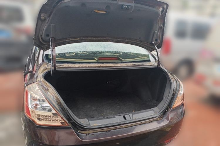 Used Geely Auto Classic Emgrand 2013 Sedan 1.5L Manual Entry-Level Model Trunk