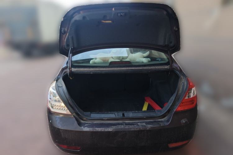 Used Geely Auto Classic Emgrand 2013 Sedan 1.5L Manual Entry-Level Model Trunk