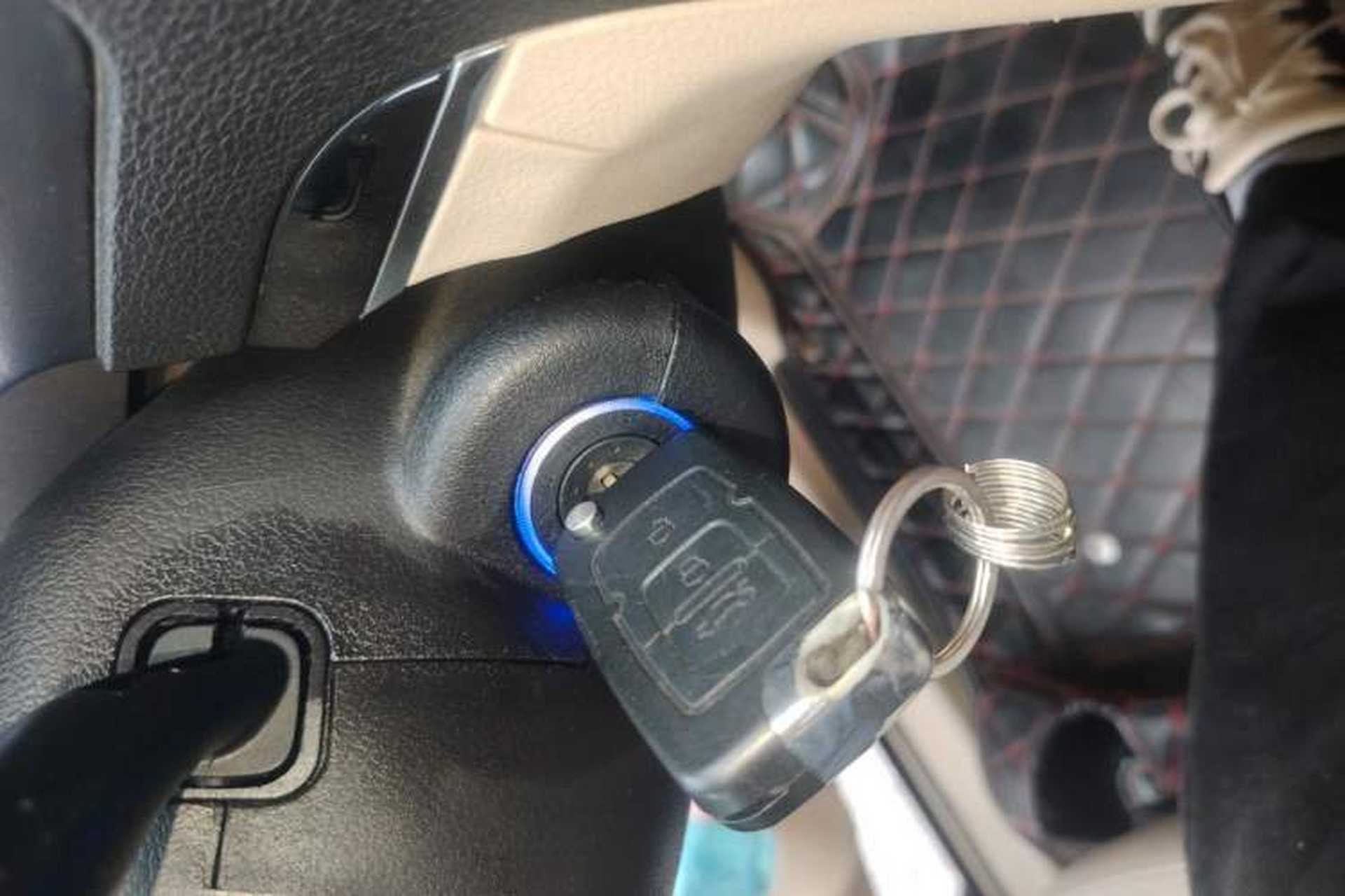 Used Geely Auto Classic Emgrand 2013 Sedan 1.5L Manual Elite Model Vehicle Key