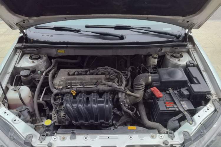Used Geely Auto Classic Emgrand 2013 Sedan 1.5L Manual Entry-Level Model Engine Bay