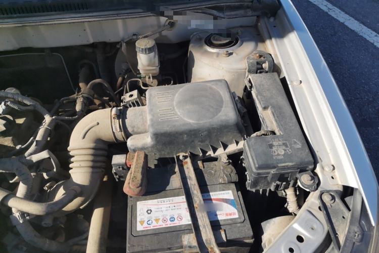 Used Geely Auto Classic Emgrand 2013 Sedan 1.5L Manual Entry-Level Model Engine Bay Left