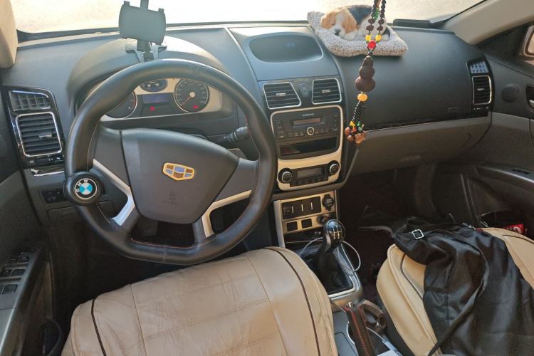 Used Geely Auto Classic Emgrand 2013 Sedan 1.8L Manual Entry-Level CNG Model Center Console