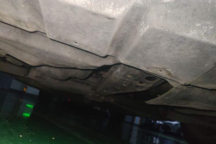 Used Geely Auto Classic Emgrand 2013 Sedan 1.8L CVT Elite Model Chassis Front