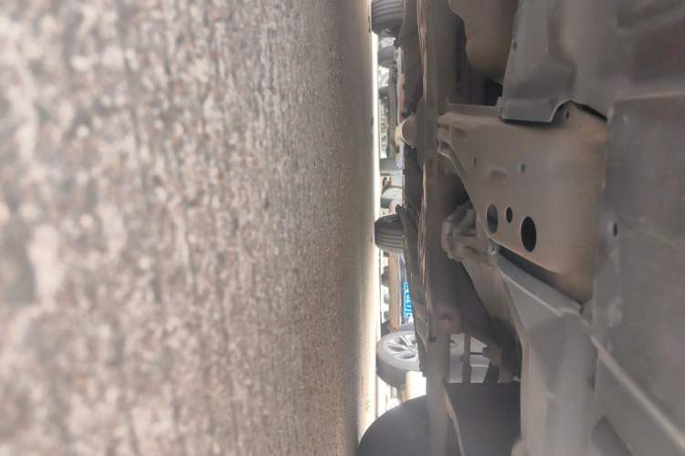 Used Geely Auto Classic Emgrand 2013 Hatchback 1.5L Manual Entry-Level Model Chassis Front