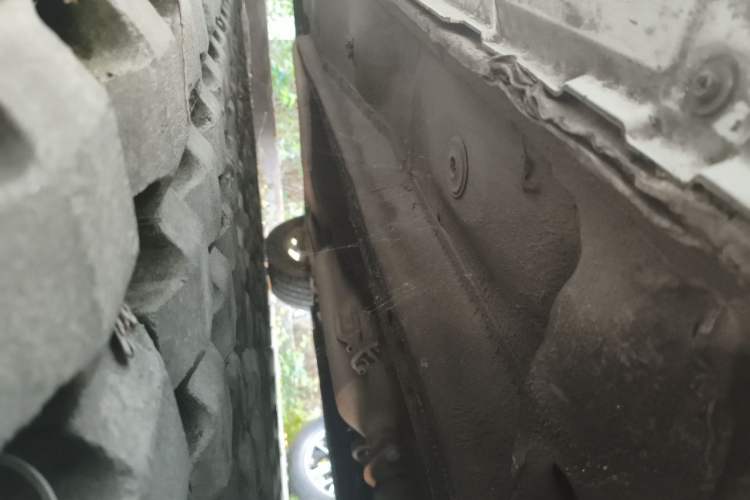 Used Geely Auto Classic Emgrand 2013 Sedan 1.8L Manual Elite Model Chassis Front Right