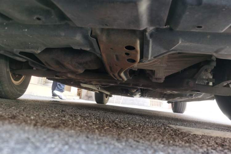 Used Geely Auto Classic Emgrand 2013 Hatchback 1.5L Manual Entry-Level Model Chassis Front