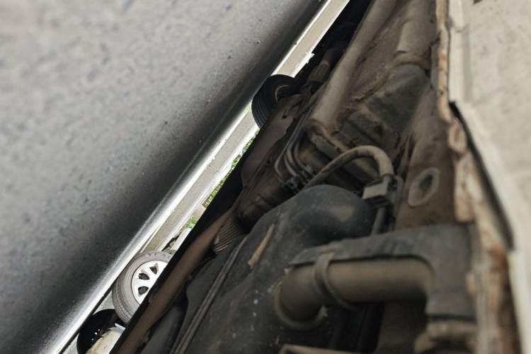 Used Geely Auto Classic Emgrand 2013 Sedan 1.8L Manual Elite CNG Model Chassis Rear Left