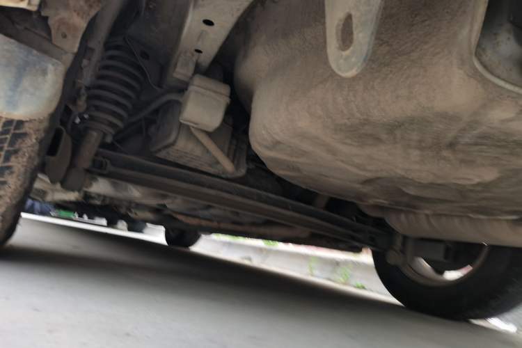 Used Geely Auto Classic Emgrand 2013 Sedan 1.5L Manual Entry-Level Model Chassis Rear Left