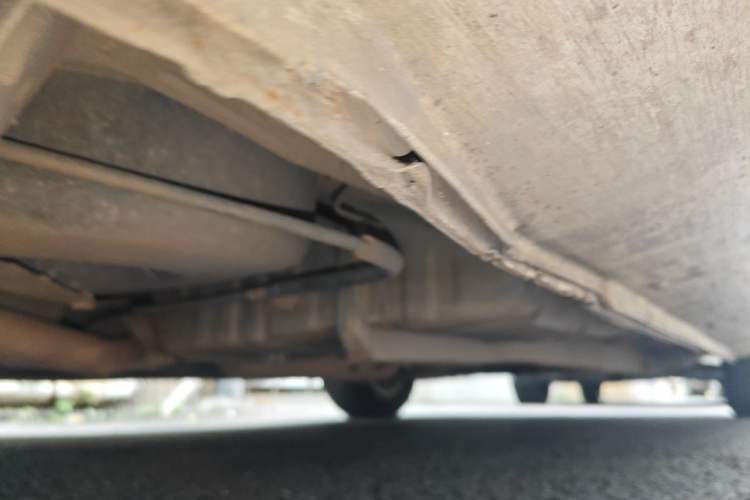 Used Geely Auto Classic Emgrand 2013 Sedan 1.8L Manual Elite CNG Model Chassis Rear Right