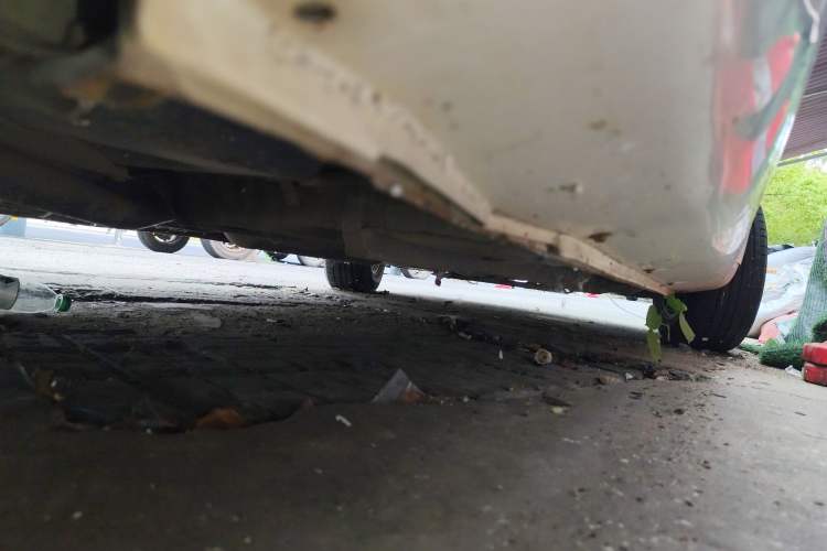 Used Geely Auto Classic Emgrand 2013 Hatchback 1.5L Manual Entry-Level Model Chassis Rear Right