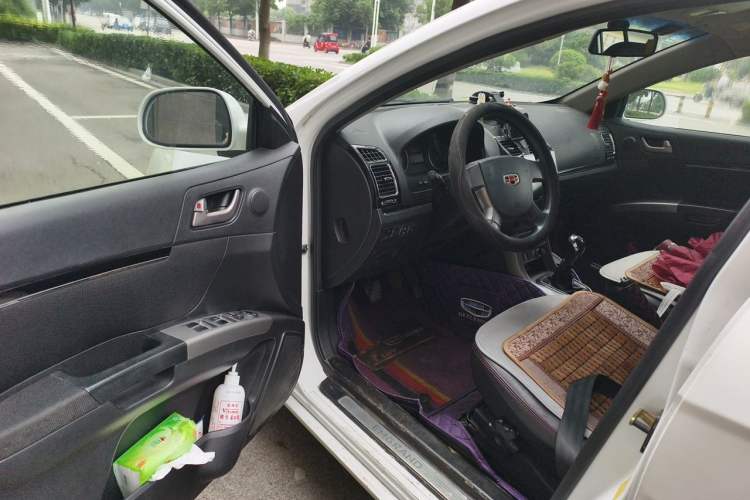 Used Geely Auto Classic Emgrand 2013 Hatchback 1.5L Manual Elite Model Driver Seat