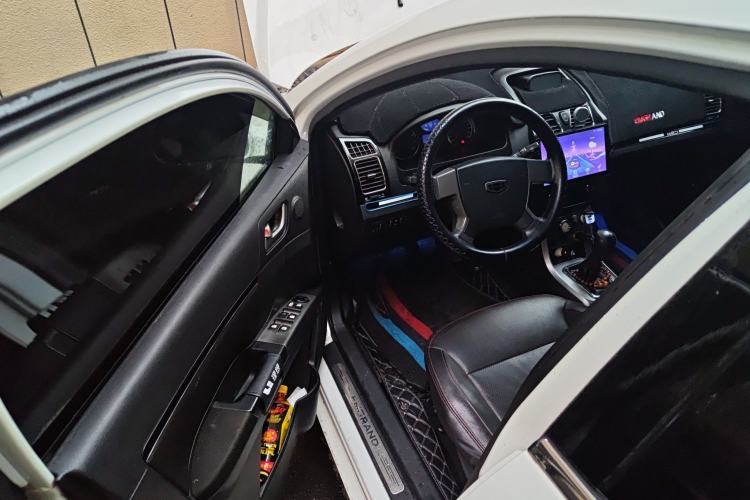 Used Geely Auto Classic Emgrand 2013 Hatchback 1.5L Manual Elite Model Driver Seat