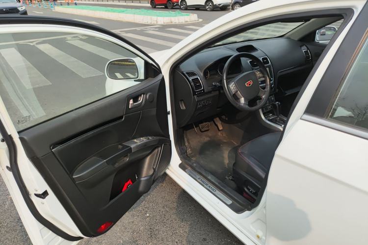 Used Geely Auto Classic Emgrand 2013 Hatchback 1.8L CVT Prestige Model Driver Seat