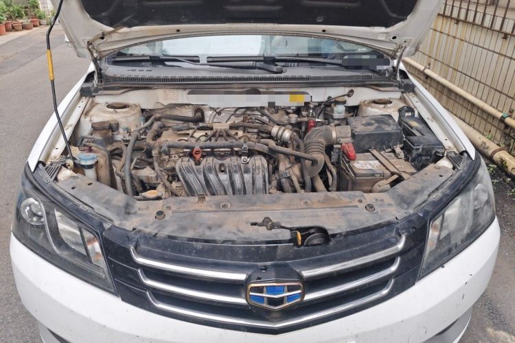 Used Geely Auto Classic Emgrand 2013 Sedan 1.8L Manual Elite CNG Model Engine Bay