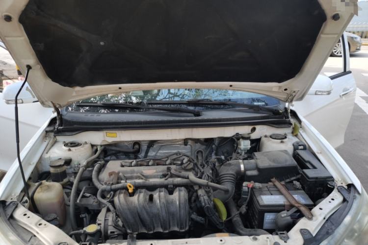 Used Geely Auto Classic Emgrand 2013 Sedan 1.5L Manual Entry-Level Model Engine Bay