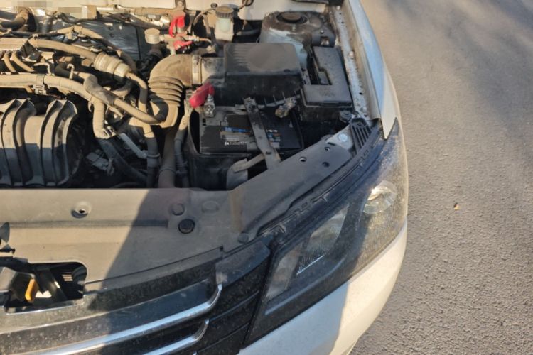 Used Geely Auto Classic Emgrand 2013 Sedan 1.8L Manual Entry-Level CNG Model Engine Bay Left