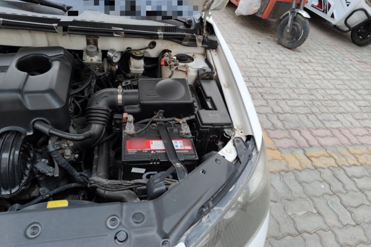Used Geely Auto Classic Emgrand 2013 Hatchback 1.5L Manual Entry-Level Model Engine Bay Left