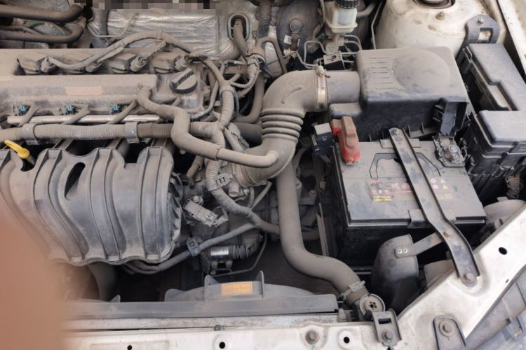 Used Geely Auto Classic Emgrand 2013 Sedan 1.5L Manual Entry-Level Model Engine Bay Left
