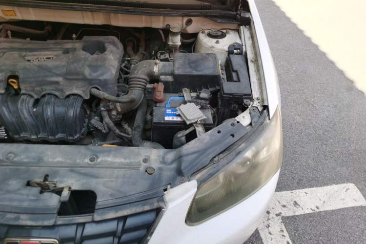 Used Geely Auto Classic Emgrand 2013 Hatchback 1.5L Manual Entry-Level Model Engine Bay Left