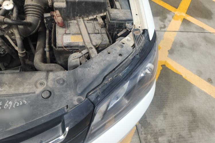 Used Geely Auto Classic Emgrand 2013 Sedan 1.8L Manual Elite Model Engine Bay Left