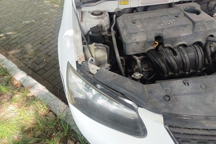 Used Geely Auto Classic Emgrand 2013 Hatchback 1.5L Manual Entry-Level Model Engine Bay Right