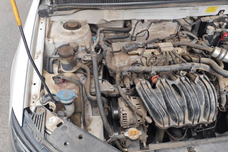 Used Geely Auto Classic Emgrand 2013 Sedan 1.8L Manual Elite CNG Model Engine Bay Right