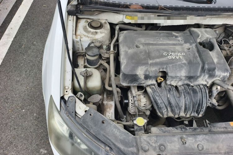 Used Geely Auto Classic Emgrand 2013 Hatchback 1.5L Manual Elite Model Engine Bay Right