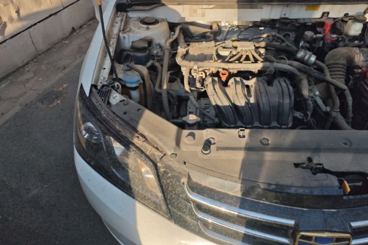 Used Geely Auto Classic Emgrand 2013 Sedan 1.8L Manual Entry-Level CNG Model Engine Bay Right