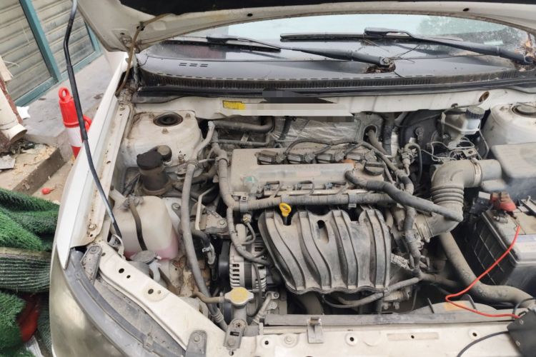Used Geely Auto Classic Emgrand 2013 Hatchback 1.5L Manual Entry-Level Model Engine Bay Right
