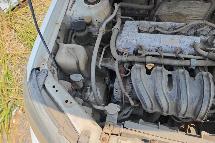Used Geely Auto Classic Emgrand 2013 Sedan 1.5L Manual Entry-Level Model Engine Bay Right