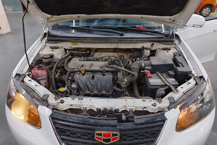 Used Geely Auto Classic Emgrand 2013 Hatchback 1.5L Manual Entry-Level Model Engine Bay