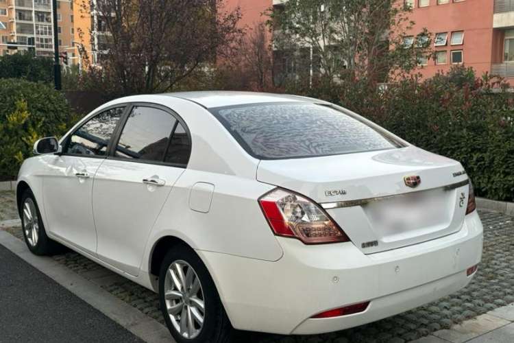 Used Geely Auto Classic Emgrand 2013 Sedan 1.8L Manual Elite Model Exterior 4