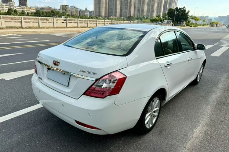 Used Geely Auto Classic Emgrand 2013 Sedan 1.8L CVT Elite Model Exterior 8