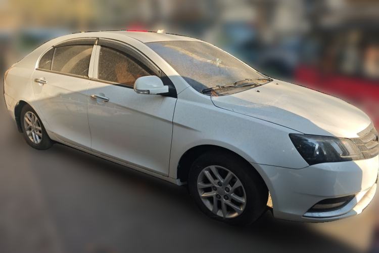 Used Geely Auto Classic Emgrand 2013 Sedan 1.8L Manual Entry-Level CNG Model Front Right 45 Deg