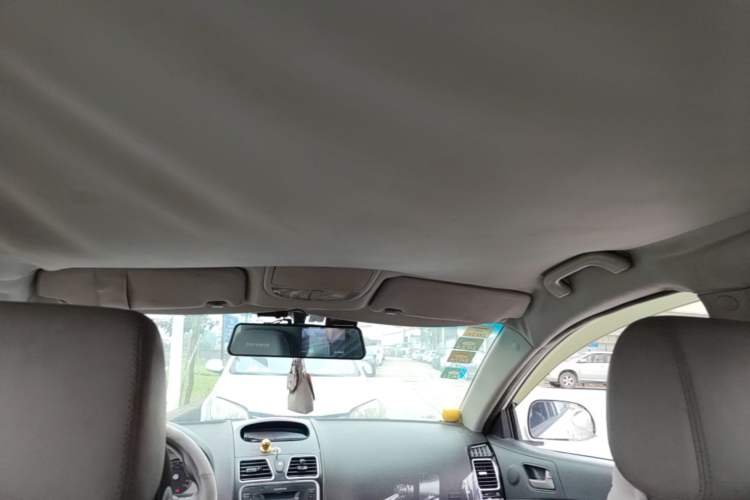 Used Geely Auto Classic Emgrand 2013 Sedan 1.8L Manual Entry-Level CNG Model Headliner