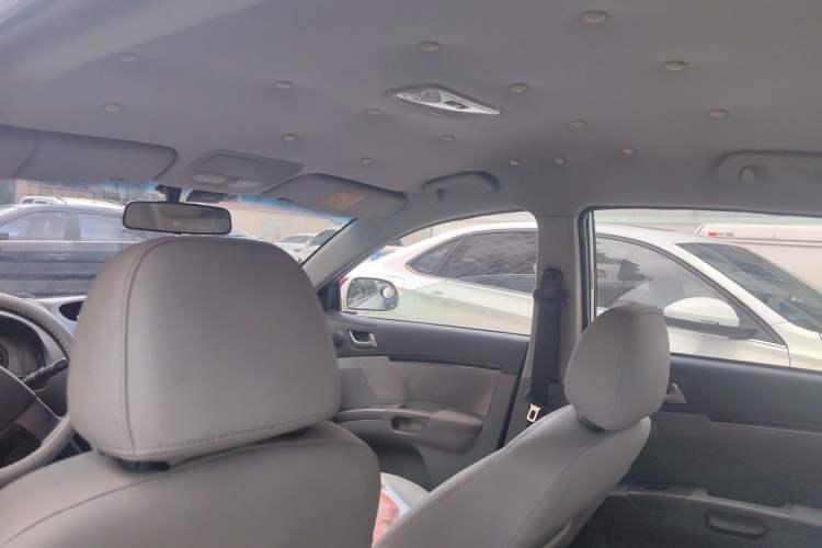 Used Geely Auto Classic Emgrand 2013 Hatchback 1.5L Manual Entry-Level Model Headliner
