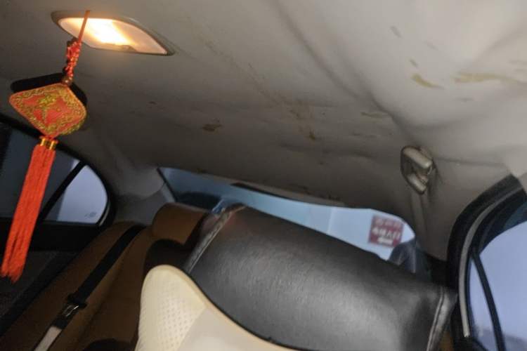 Used Geely Auto Classic Emgrand 2013 Sedan 1.5L Manual Entry-Level Model Headliner