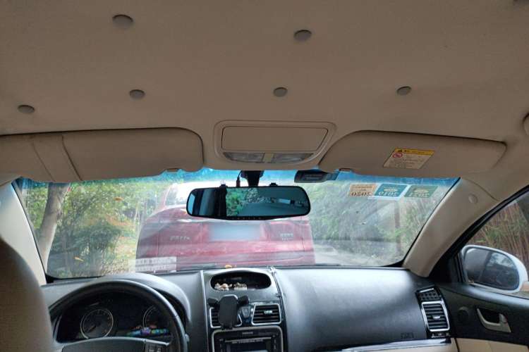 Used Geely Auto Classic Emgrand 2013 Sedan 1.8L CVT Elite Model Headliner
