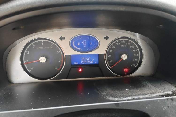Used Geely Auto Classic Emgrand 2013 Sedan 1.8L Manual Elite CNG Model Instrument Cluster