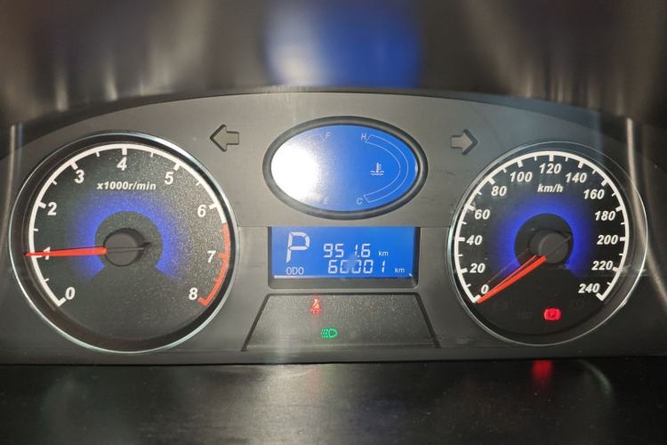 Used Geely Auto Classic Emgrand 2013 Sedan 1.8L CVT Elite Model Instrument Cluster