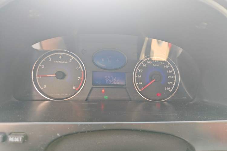 Used Geely Auto Classic Emgrand 2013 Sedan 1.8L Manual Elite Model Instrument Cluster