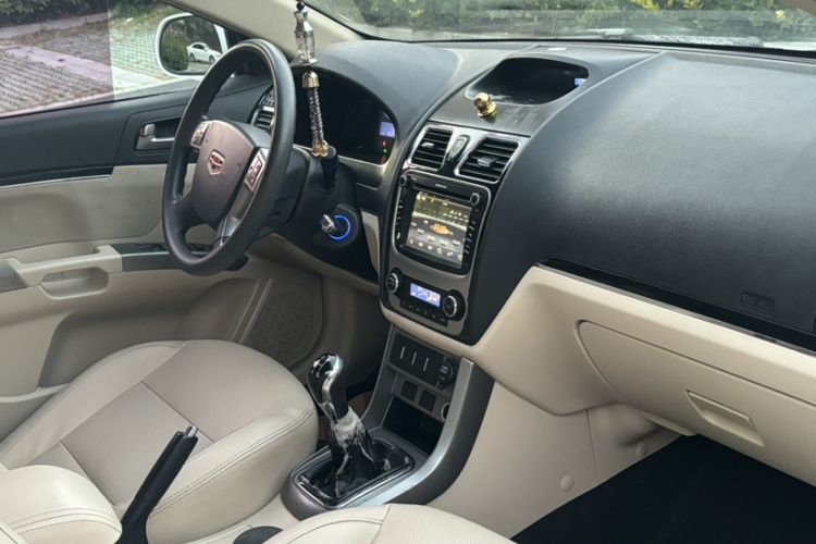 Used Geely Auto Classic Emgrand 2013 Sedan 1.8L Manual Elite Model Interior 3