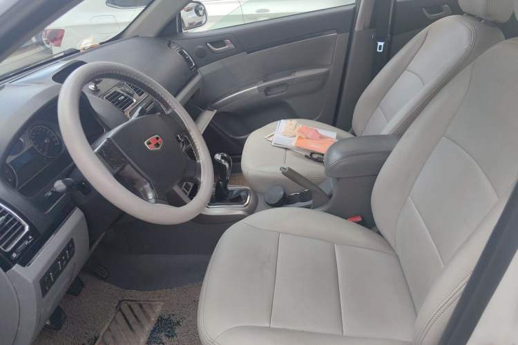 Used Geely Auto Classic Emgrand 2013 Hatchback 1.5L Manual Entry-Level Model Left Front Seat