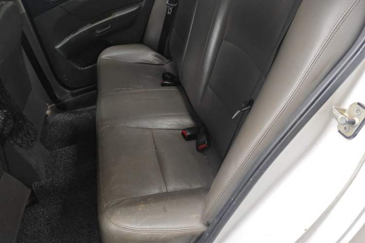 Used Geely Auto Classic Emgrand 2013 Sedan 1.8L Manual Elite CNG Model Left Rear Seat