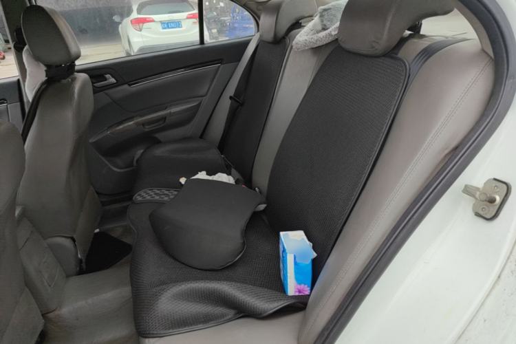 Used Geely Auto Classic Emgrand 2013 Sedan 1.8L Manual Entry-Level CNG Model Left Rear Seat