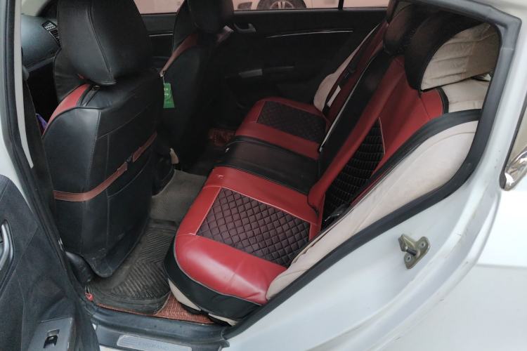 Used Geely Auto Classic Emgrand 2013 Hatchback 1.5L Manual Entry-Level Model Left Rear Seat