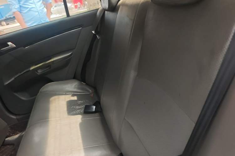 Used Geely Auto Classic Emgrand 2013 Sedan 1.8L Manual Entry-Level CNG Model Left Rear Seat