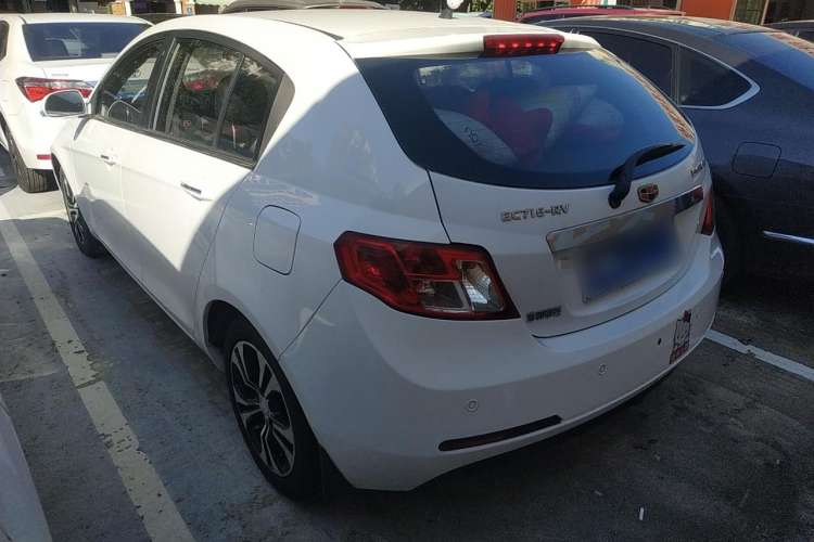 Used Geely Auto Classic Emgrand 2013 Hatchback 1.5L Manual Luxury Model Left Side