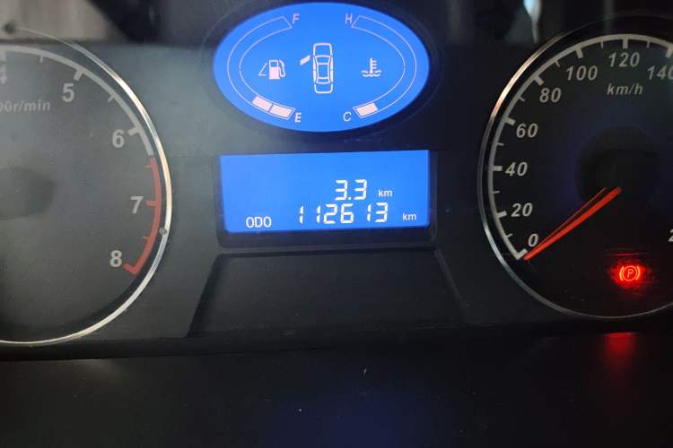 Used Geely Auto Classic Emgrand 2013 Hatchback 1.5L Manual Elite Model Odometer Close Up